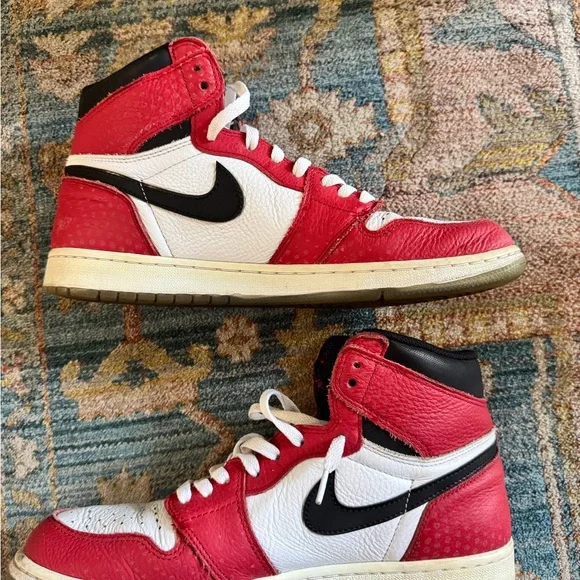 Jordan 1 “into the spider verse” - Picture 2 of 16